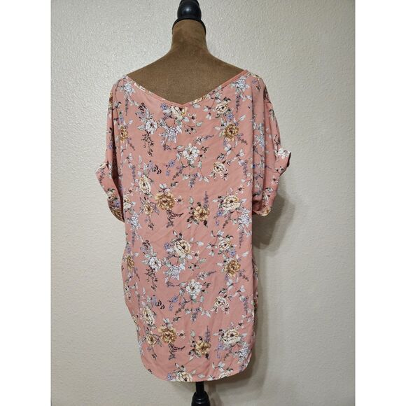 Forever 21 Women’s Floral Blouse Top – Pink, Criss-Cross V-Neck, Short Sleeve, L - Picture 2 of 2